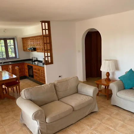 פארק נופש Las Brisas, 98 *